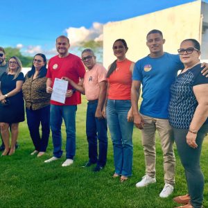 APLB de Jequié faz a entrega da Carta/Compromisso da Educação Pública Municipal ao candidato a prefeito  Alexandre Iossef (PSD) e ao seu vice, Reges Silva (PT).