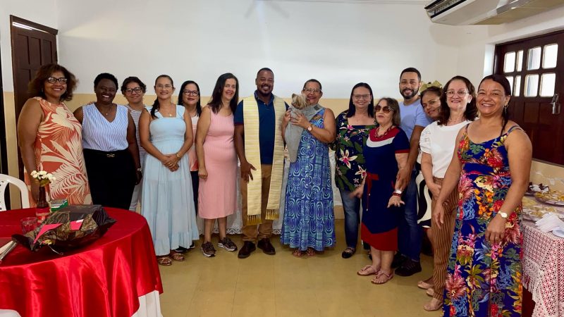 MOMENTO DE ORAÇÃO É DESTAQUE NA CONFRATERNIZAÇÃO DE FINAL DE ANO DA DIRETORIA E FUNCIONÁRIAS DA APLB-SINDICATO DE JEQUIÉ.