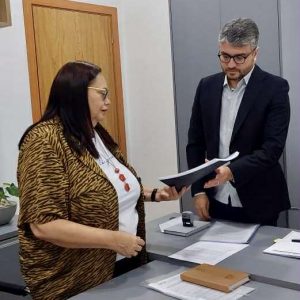 Protocoladas redações finais  do novo Estatuto do Magistério e do novo Plano de Carreira dos Servidores da Educação Básica do Município de Jequié.