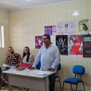 APLB REALIZA REUNIÃO COM PROFESSORES QUE ESTÃO NA LICENÇA PARA APERFEIÇOAMENTO E TRATAMENTO DE SAÚDE.