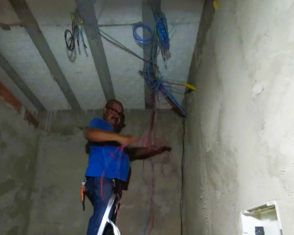 CONSTRUÇÃO DA SEDE DA APLB DE JEQUIÉ AVANÇA NO PROJETO DA INSTALAÇÃO ELÉTRICA