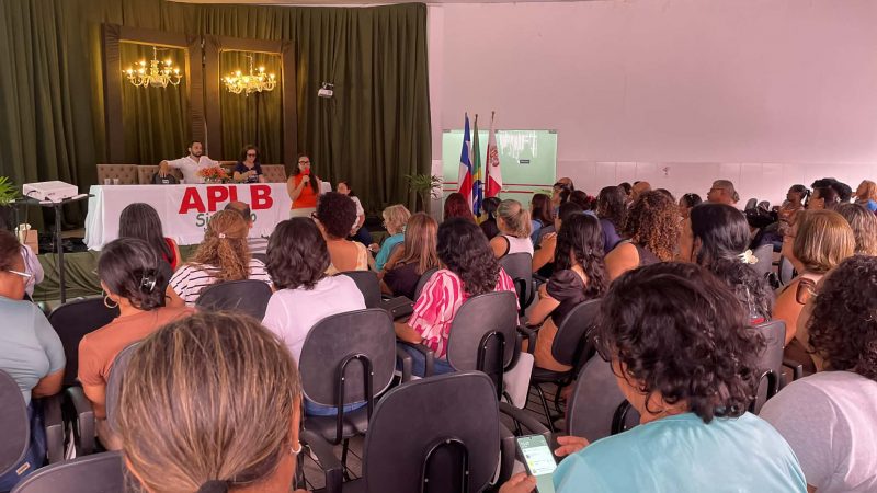 Criação de Mesa Técnica para enquadramento dos professores na Nova Carreira é pauta central de Assembleia da APLB de Jequié.