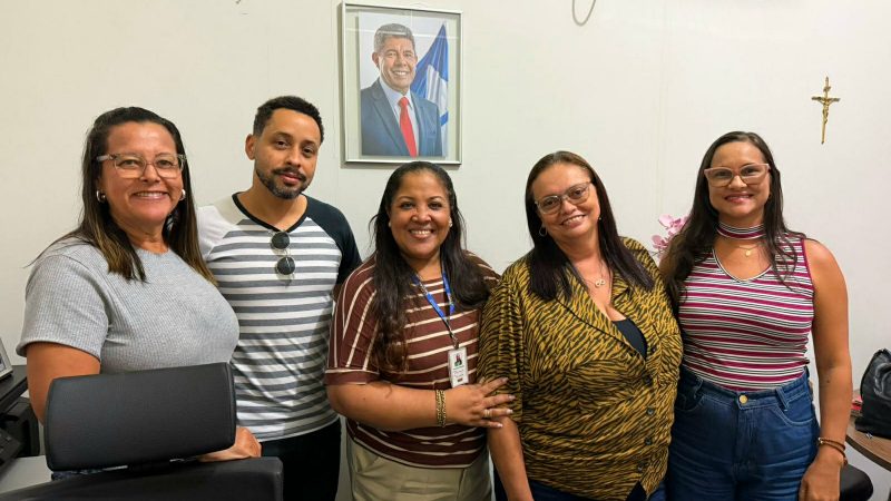 APLB-Sindicato de Jequié e NTE 22 reúnem-se para discutir pauta da educação estadual