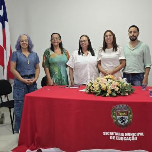 Comissão de Gestão do novo Plano de Carreira do Magistério Municipal de Jequié é empossada.