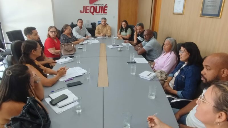 Sindicatos e Prefeitura de Jequié discutem critérios para organização das aposentadorias pelo IPREJ