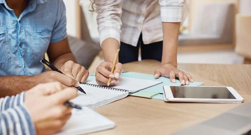 PUBLICADO DECRETO QUE INSTITUI GRUPO DE TRABALHO PARA AVALIAÇÃO E ENQUADRAMENTO DOS SERVIDORES DA EDUCAÇÃO BÁSICA – GT/ENQUADRAMENTO.