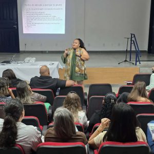 PLENÁRIA REGIONAL DA APLB REÚNE COORDENADORES/AS PEDAGÓGICOS/AS EM JEQUIÉ.
