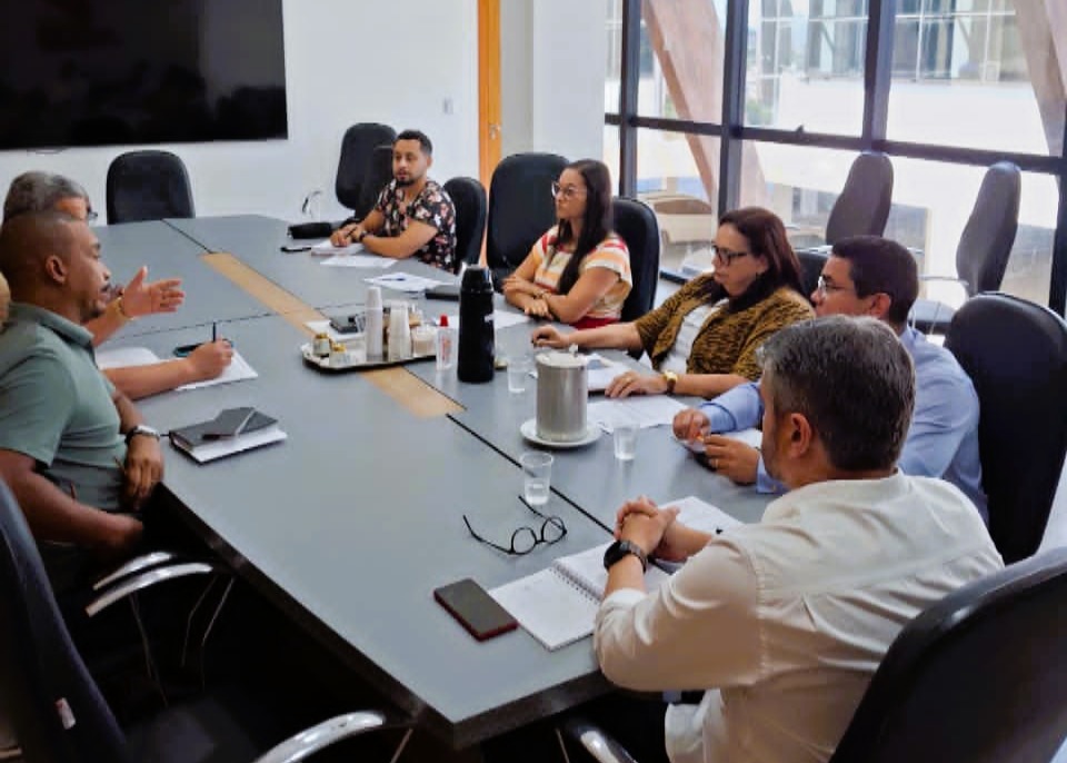 APLB PARTICIPA DE REUNIÃO COM PAUTA EXCLUSIVA PARA IMPLANTAÇÃO DE APOSENTADORIAS DOS SERVIDORES MUNICIPAIS